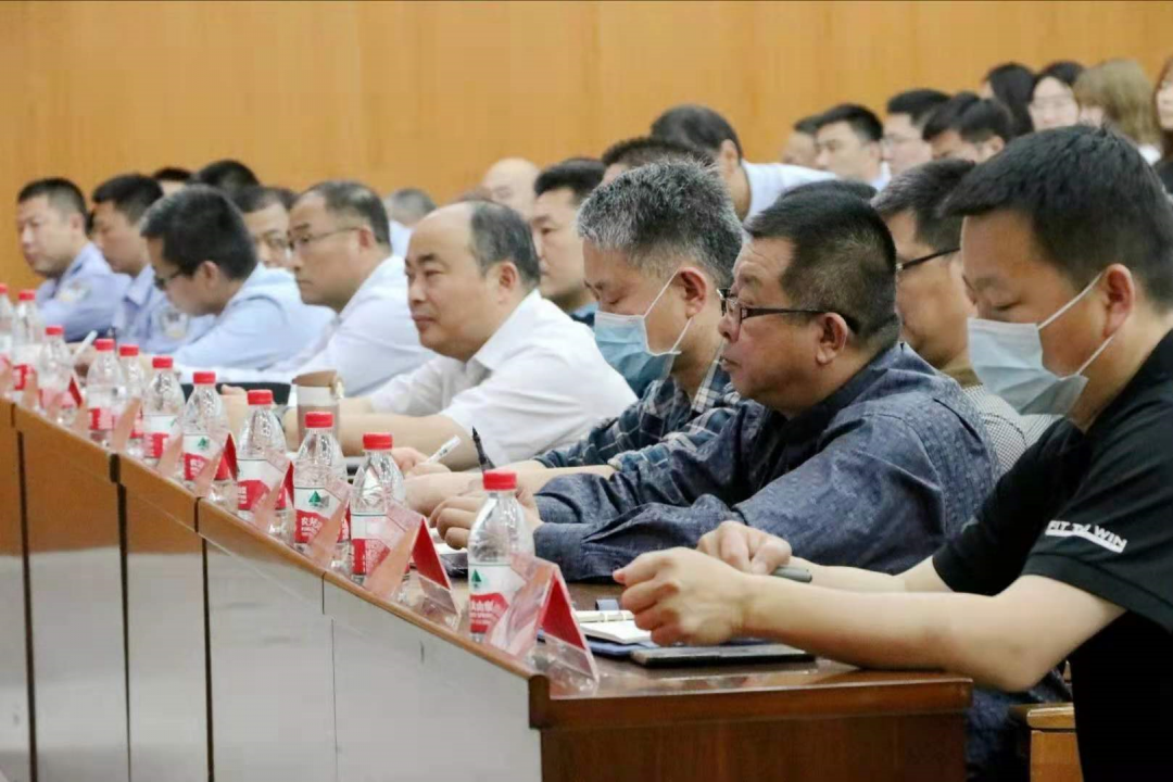 http://www.sdyu.edu.cn/__local/7/87/A1/5D8E13387C7D8B6B80F2884AF47_C4579971_EC484.png?e=.png